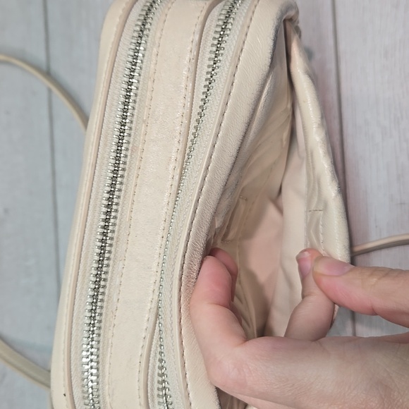 Tory Burch Women Cream Crossbody Bag Leather Purse - Picture 4 of 9